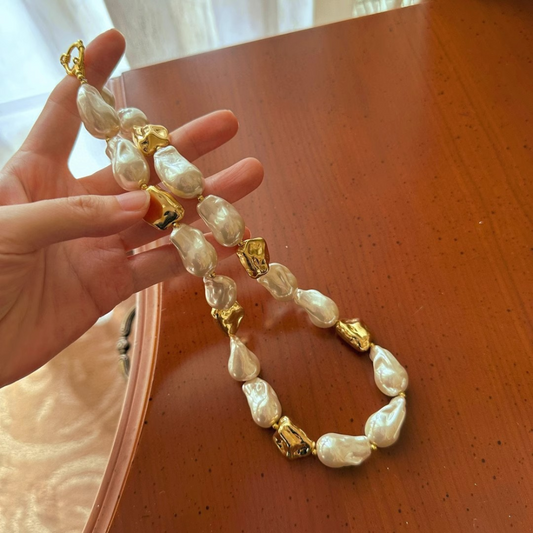 Deep Sea Shell Beads Necklace