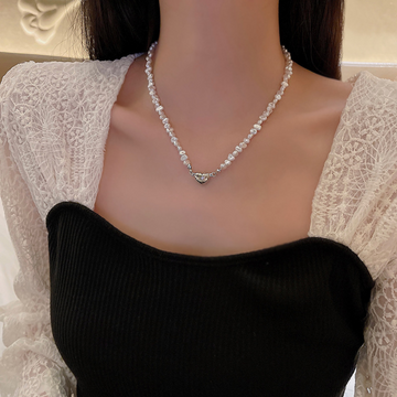 Collier d'amour irrégulier