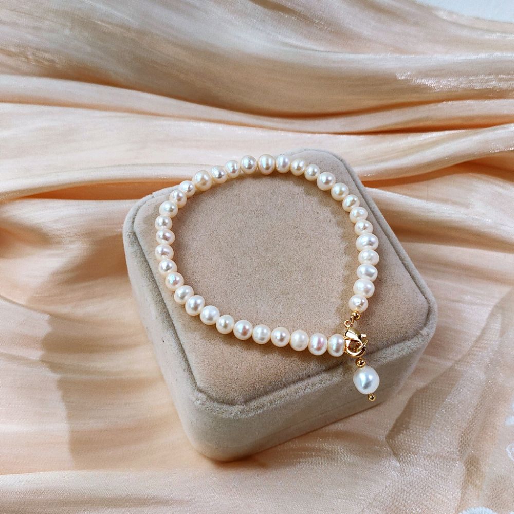 Pearl Bracelet