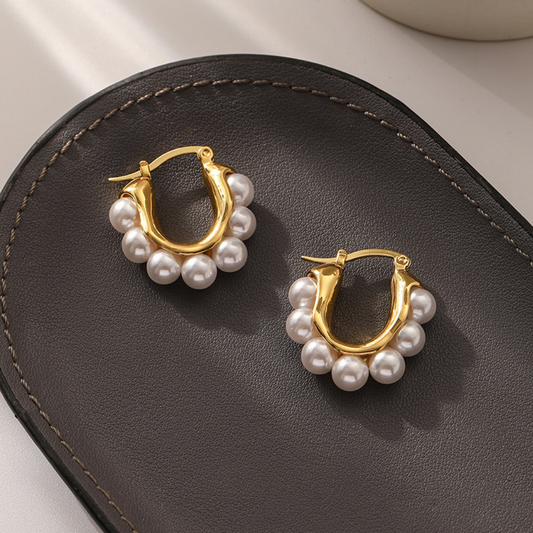 Circle Pearl Earrings