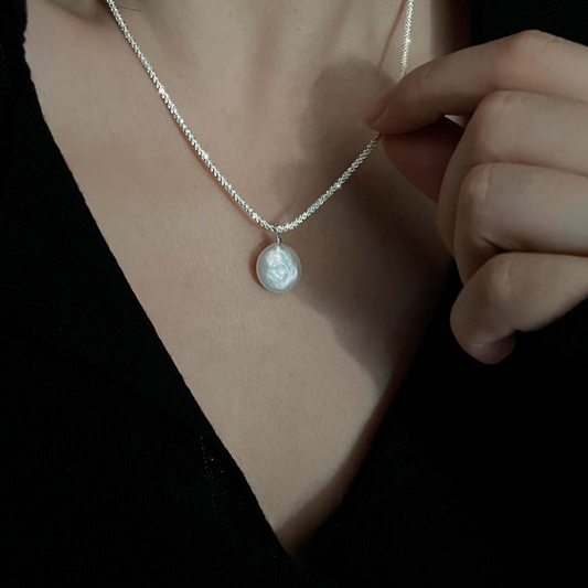 Disk Pearls Necklace