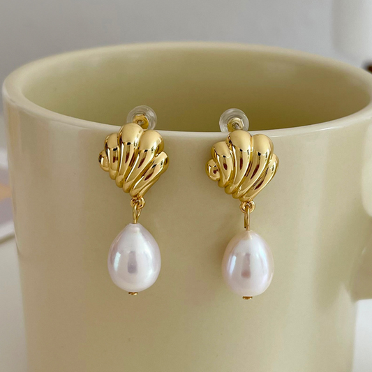 French Elegant Vacation Style Freshwater Pearl Earrings