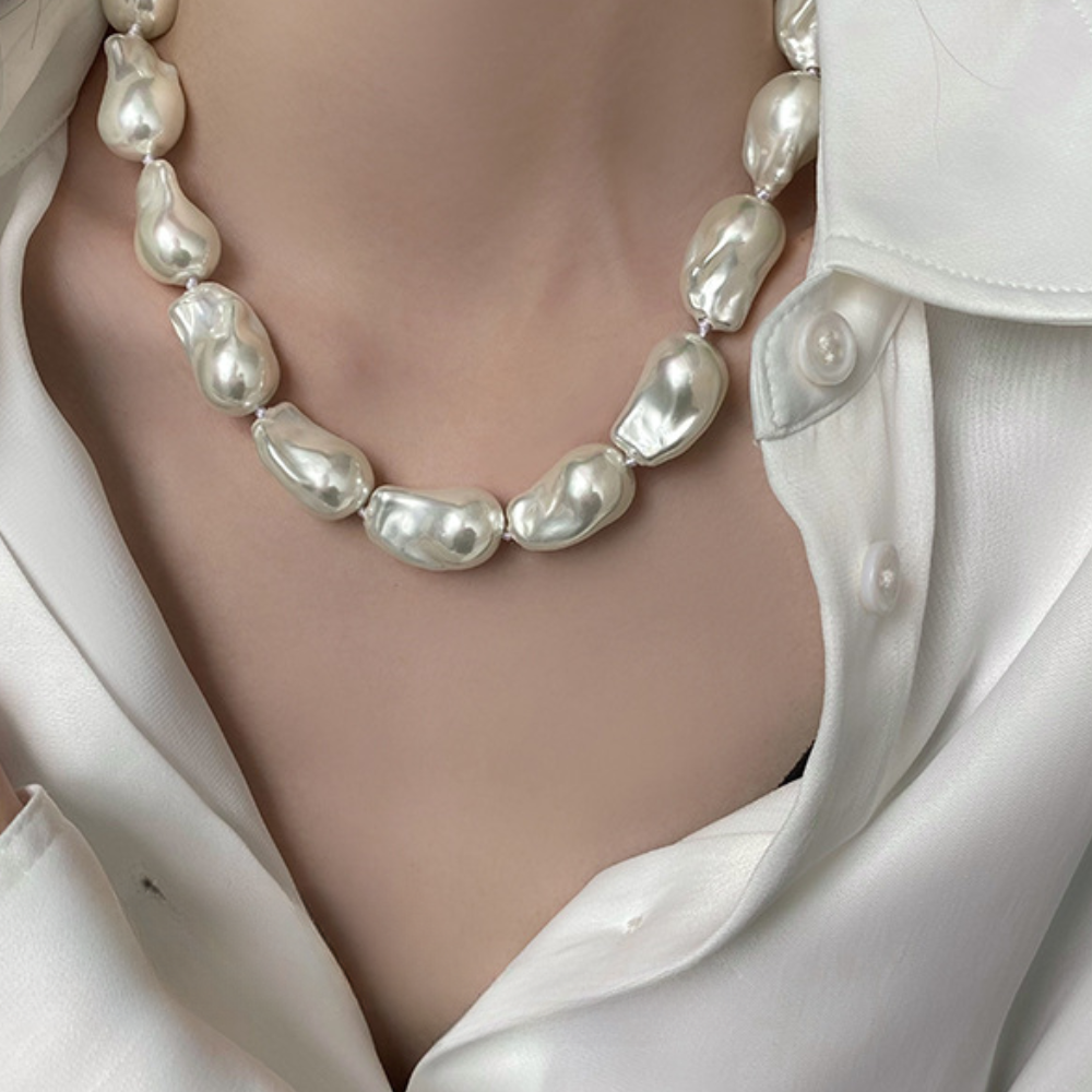 Light Luxury Clavicle Baroque Necklace