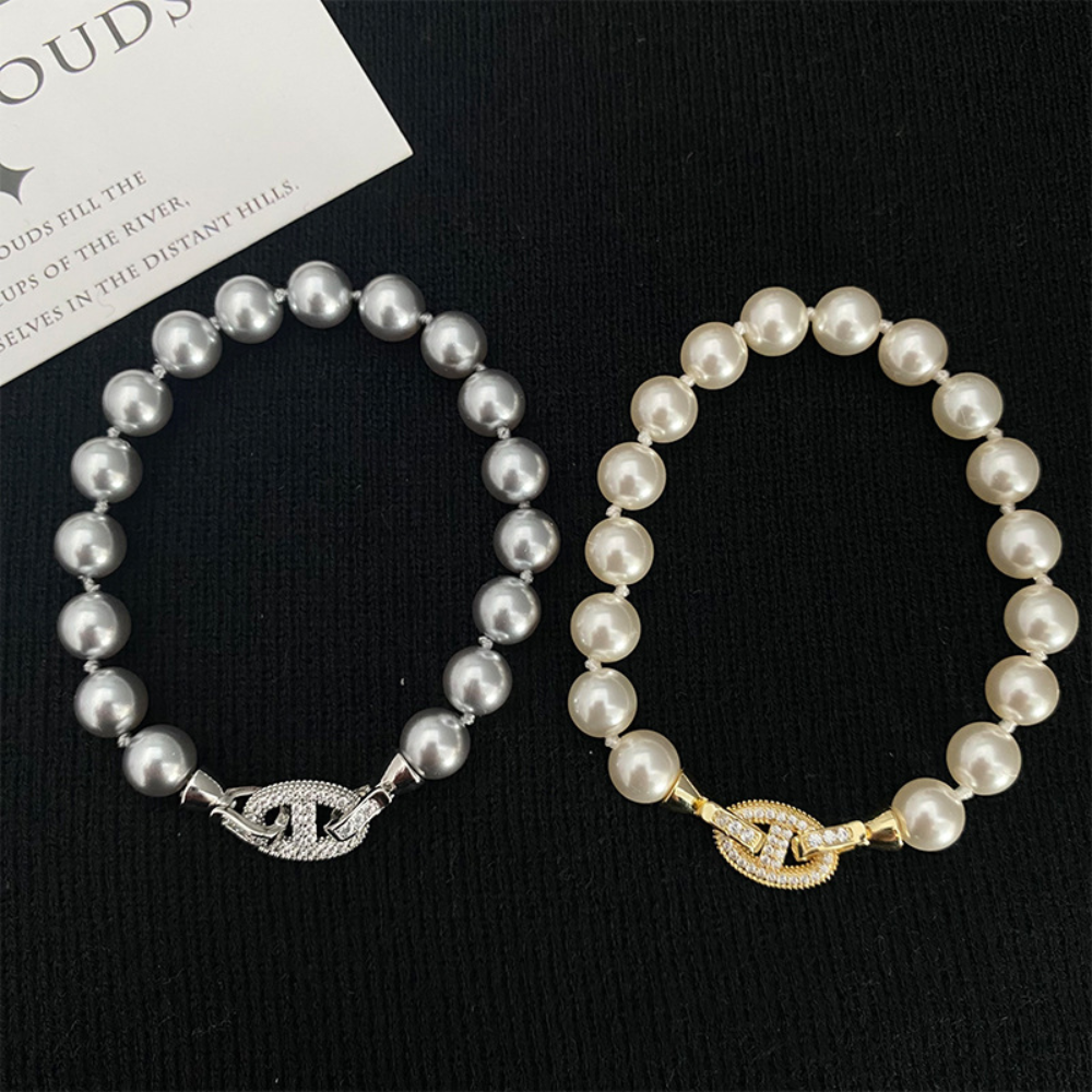 "Minimalist" Pearl Bracelet