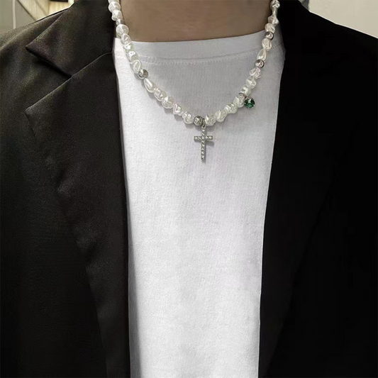 Irregular pearl cross patchwork necklace